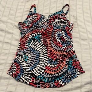 🩷FREE WITH PURCHASE🩷 KRISTA swimwear bathing suit top padded patterned tankini